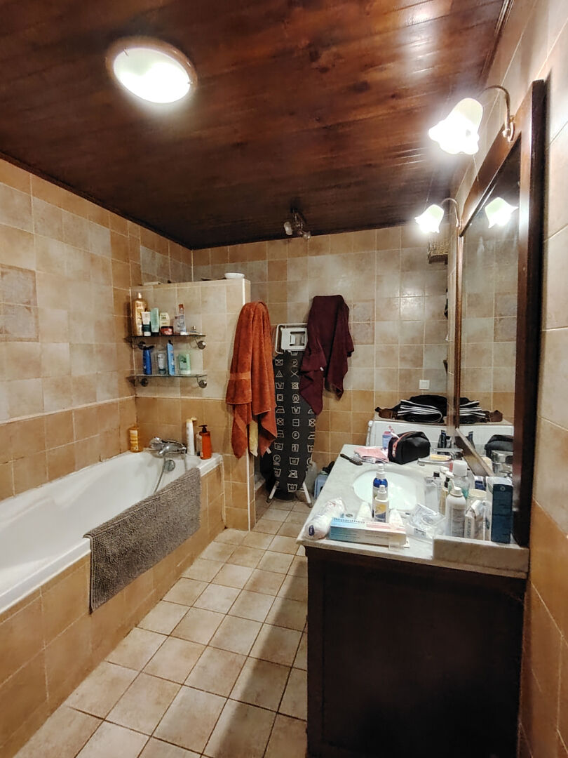 Photo Maison de village Diemoz 4 pièce(s) 85 m2 avec jardin image 4/6