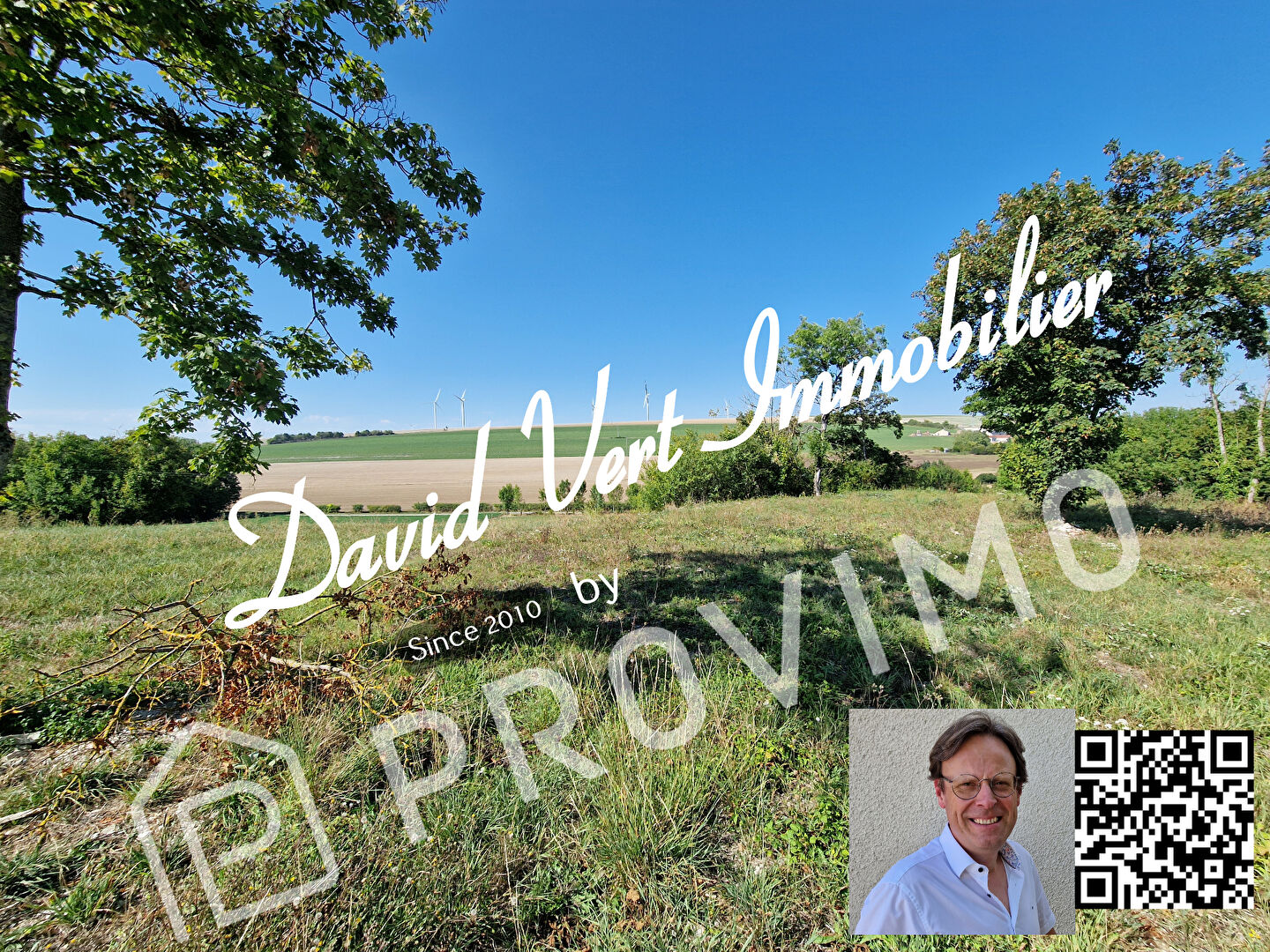 Photo Vitry le François 15 min grand terrain d'env 1566 m2 façade mini 36 m et profondeur mini 37 m. image 2/6