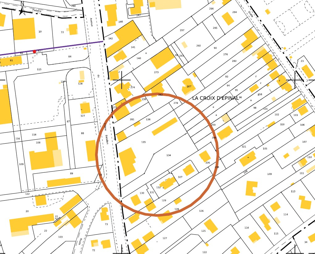 Photo Immeuble de 11 logements d'environ 575 m² habitable sur 5084 m² de terrain. image 4/6