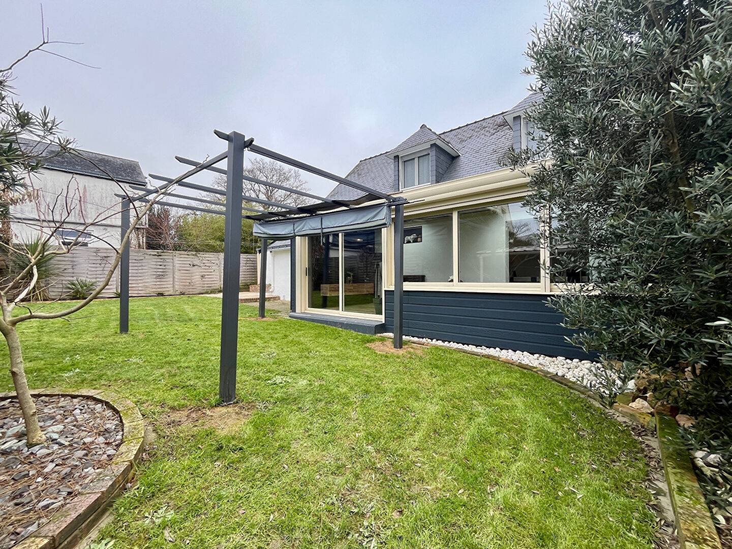 Photo Belle Maison Contemporaine image 1/6