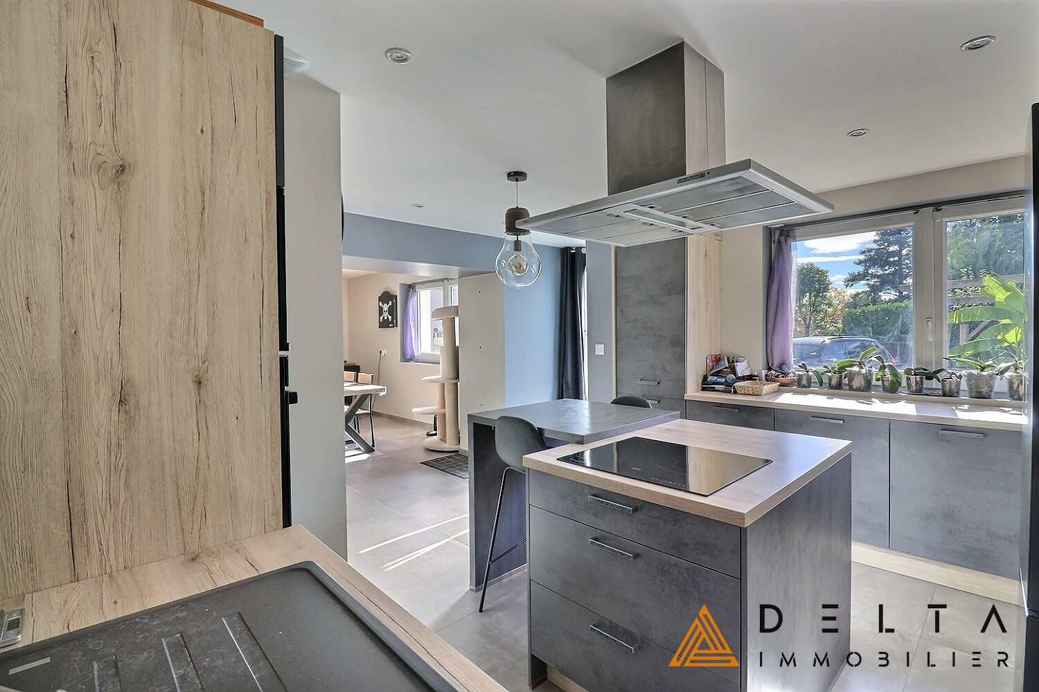 Photo Maison 4 pièces 93 m² avec cour de 120 m² image 5/6