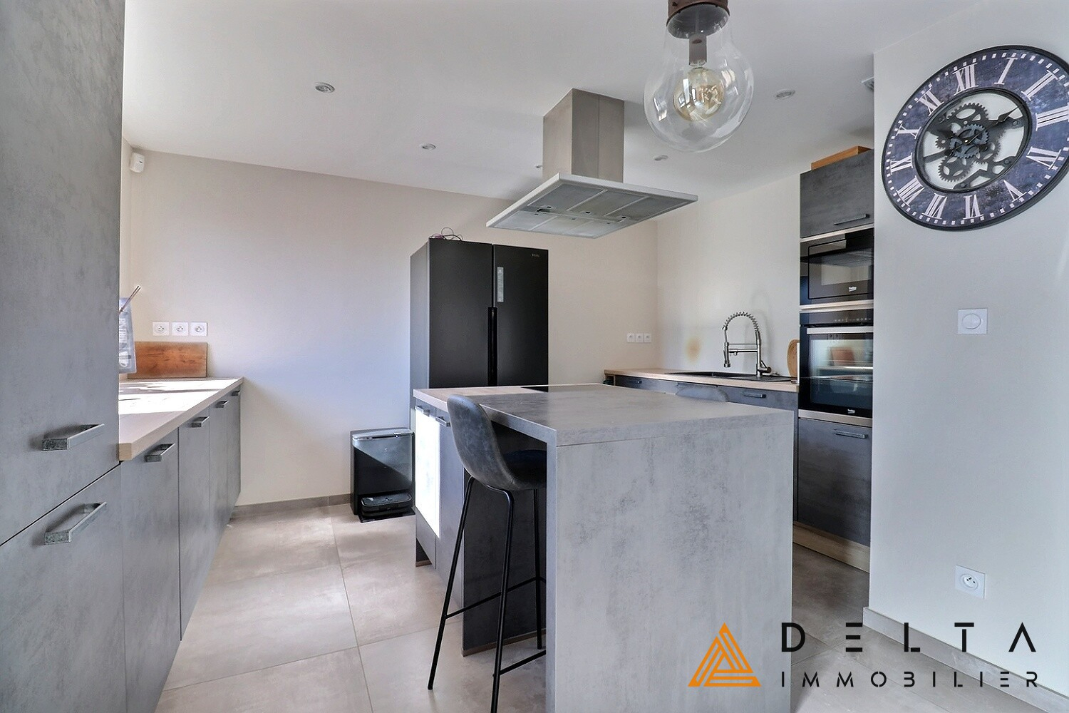 Photo Maison 4 pièces 93 m² avec cour de 120 m² image 6/6