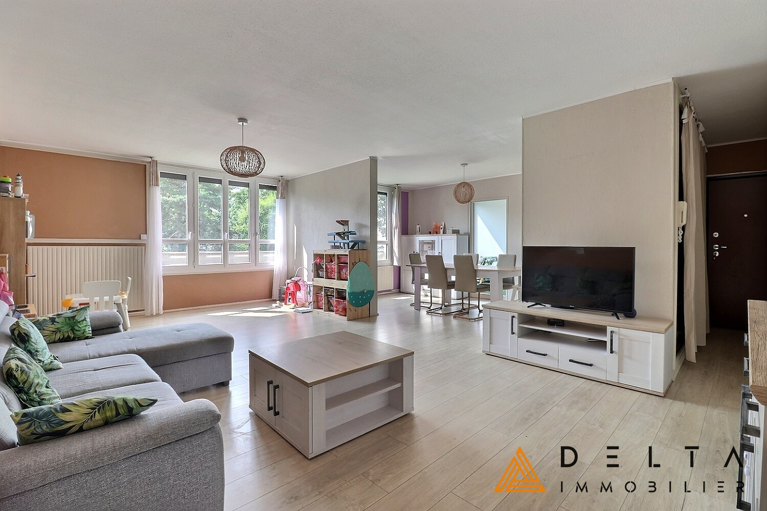 Agence immobilière de DELTA IMMOBILIER Saint Maurice de Beynost - DELTA IMMOBILIER