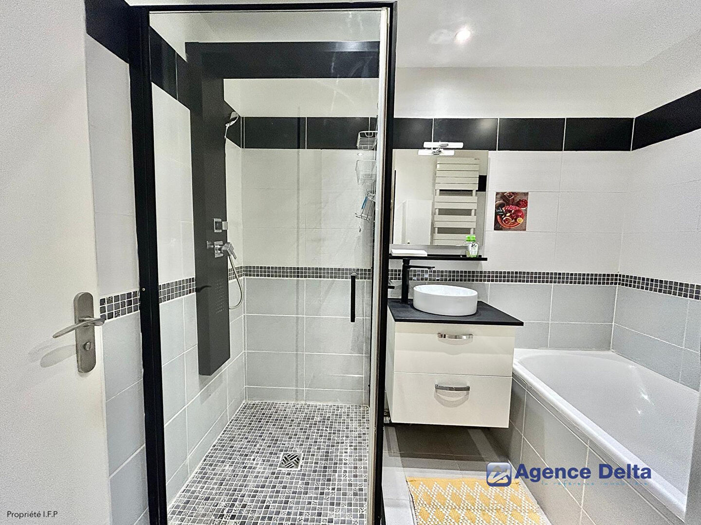 Appartement Toulon 2 pièce(s) 51.29 m2