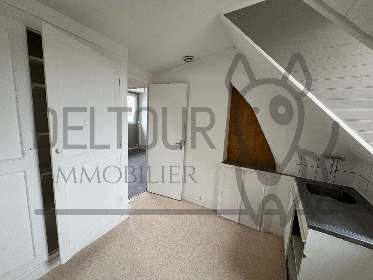 STUDIO A COULOMMIERS
