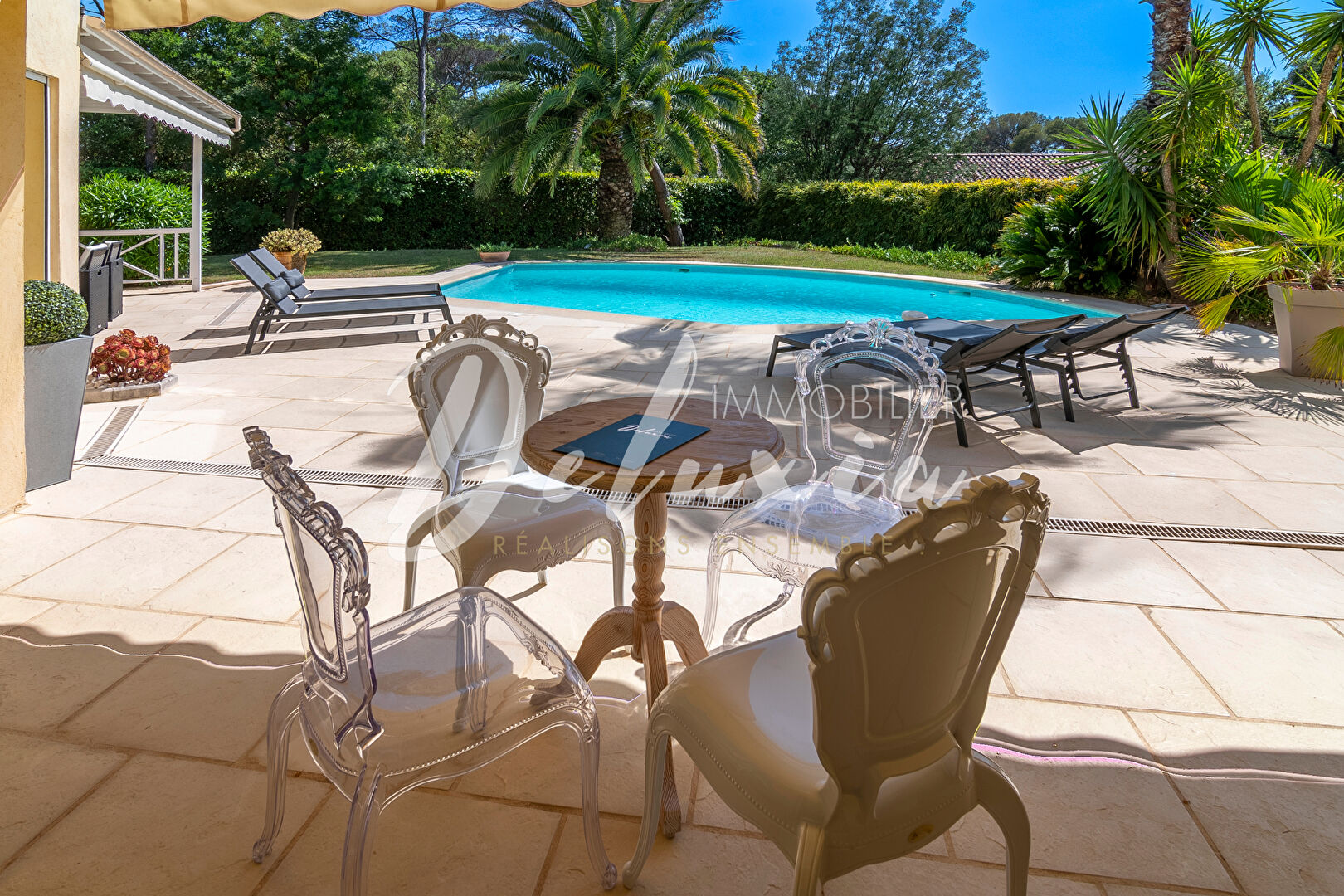 Villa 5 pièces - SAINT - RAPHAËL VALESCURE