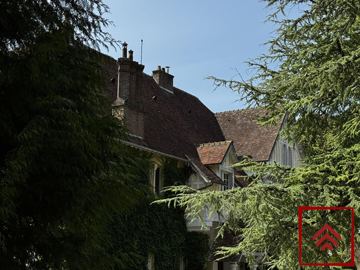 Demeure d'exception au coeur de Mortagne-au-Perche -  Ref. 383