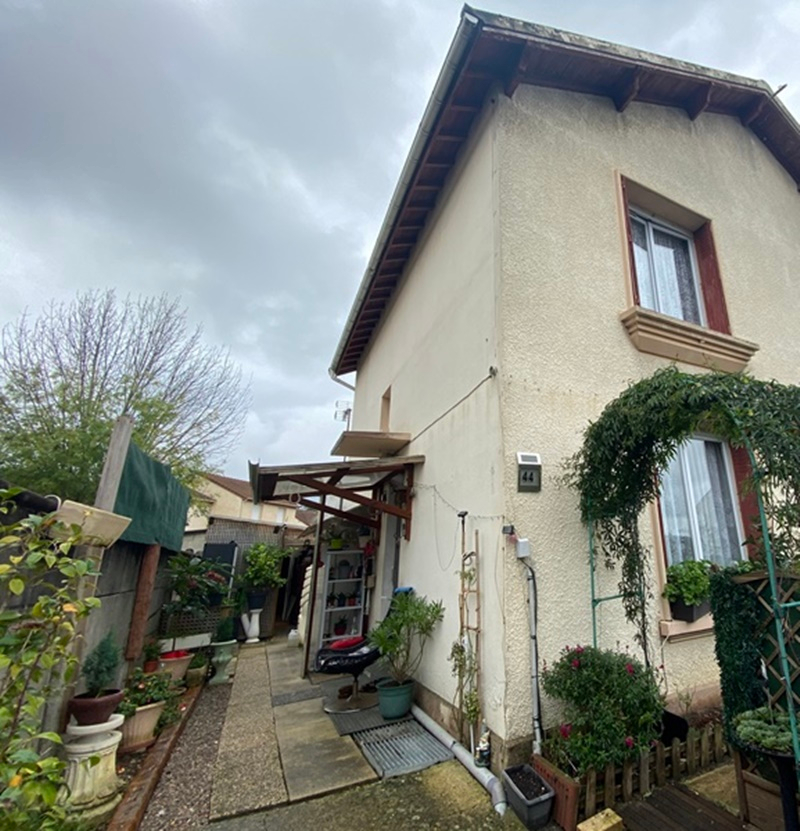 Maison de ville dans le secteur calme à Vaujours