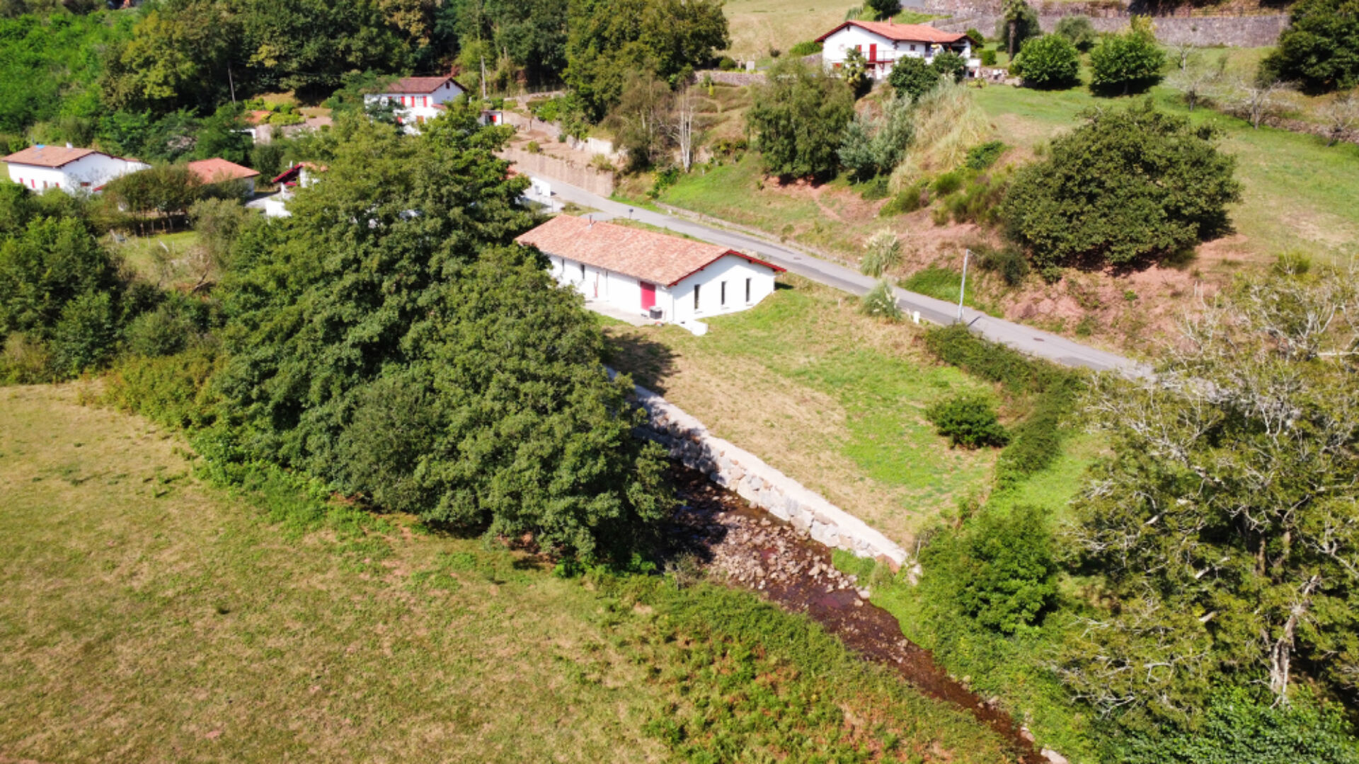 Photo Maison à Bidarray 5 pièce(s) 189 m2 image 1/6