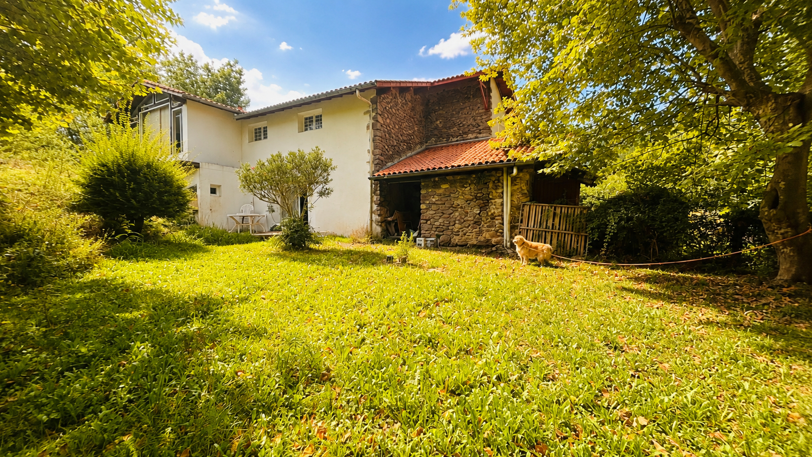 A vendre spacieux T4 avec terrasse et jardin