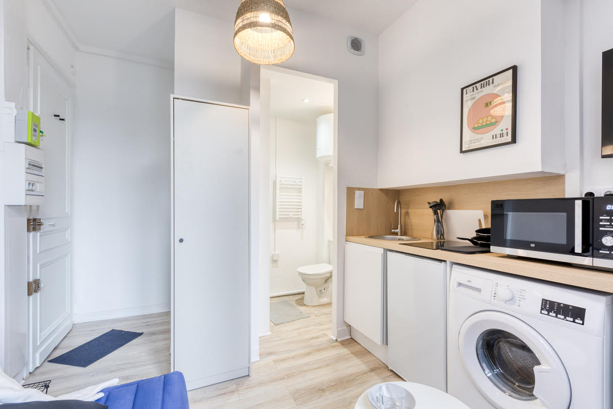 Photo Studio meublé de 11m2 à Lille image 4/5