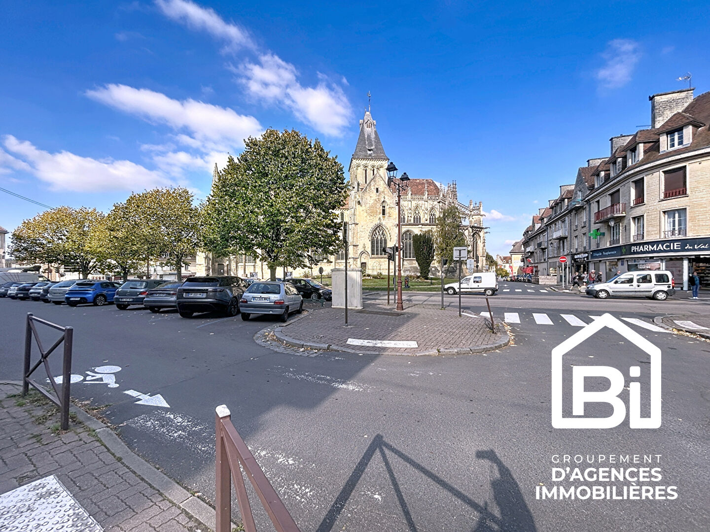 Local commercial Falaise 115 m2 + appartement F3