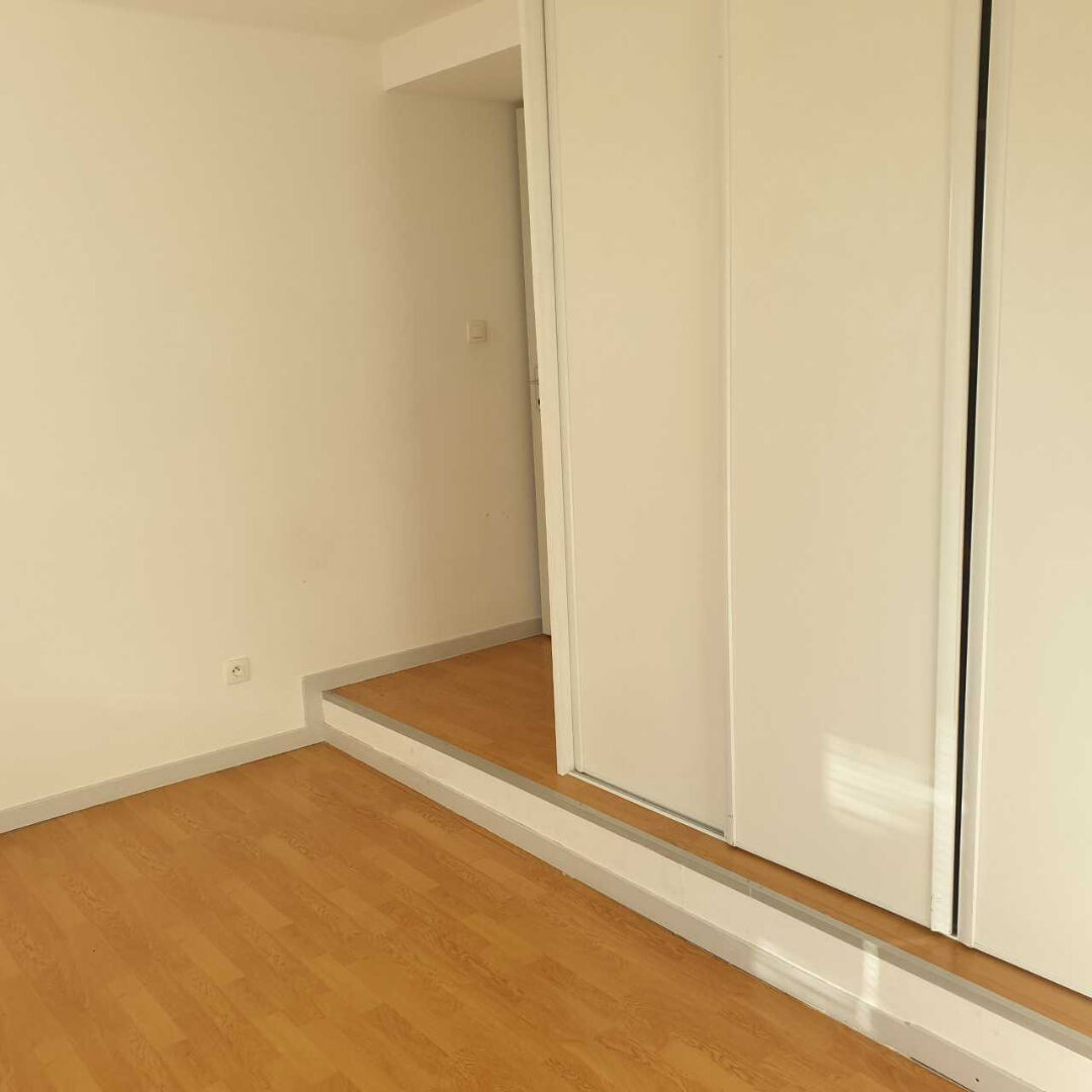 Photo Appartement  4 pièce(s) 96.20 m2 image 4/6