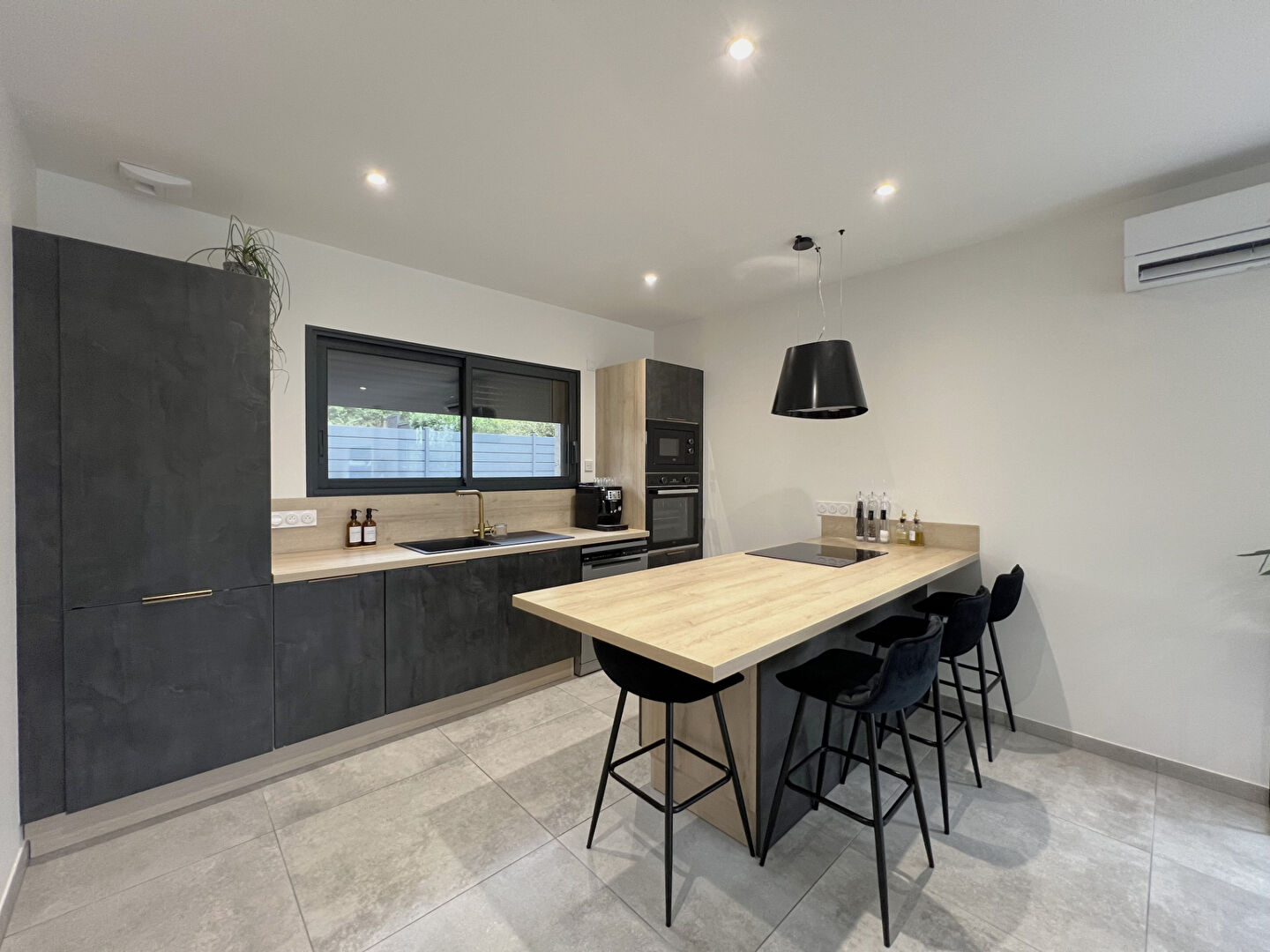 Photo Maison 4 pièces 115m2 - Terrain 441m2 image 4/6