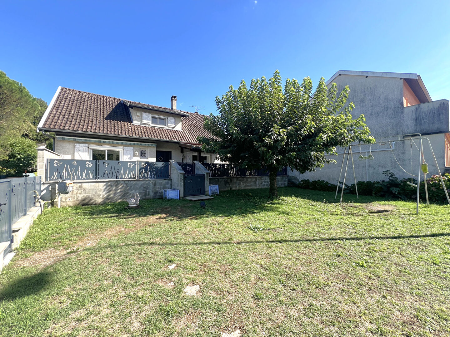 Maison 6 pièces 157m2 + poss T2 - Terrain 549m2 - Sous sol complet