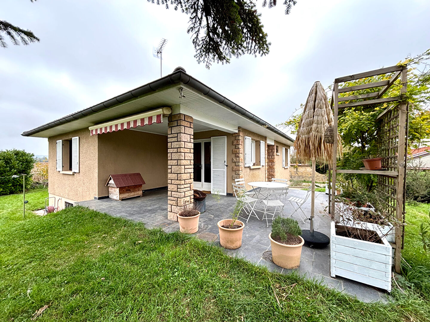 Maison Nievroz 5 pièces 132.07 m2 sur un terrain de 1254m²