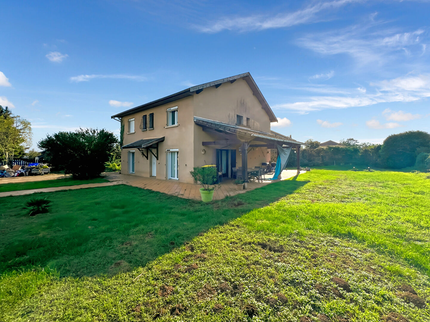 Maison  7 pièce(s) 180 m2 - Terrain 1003m2