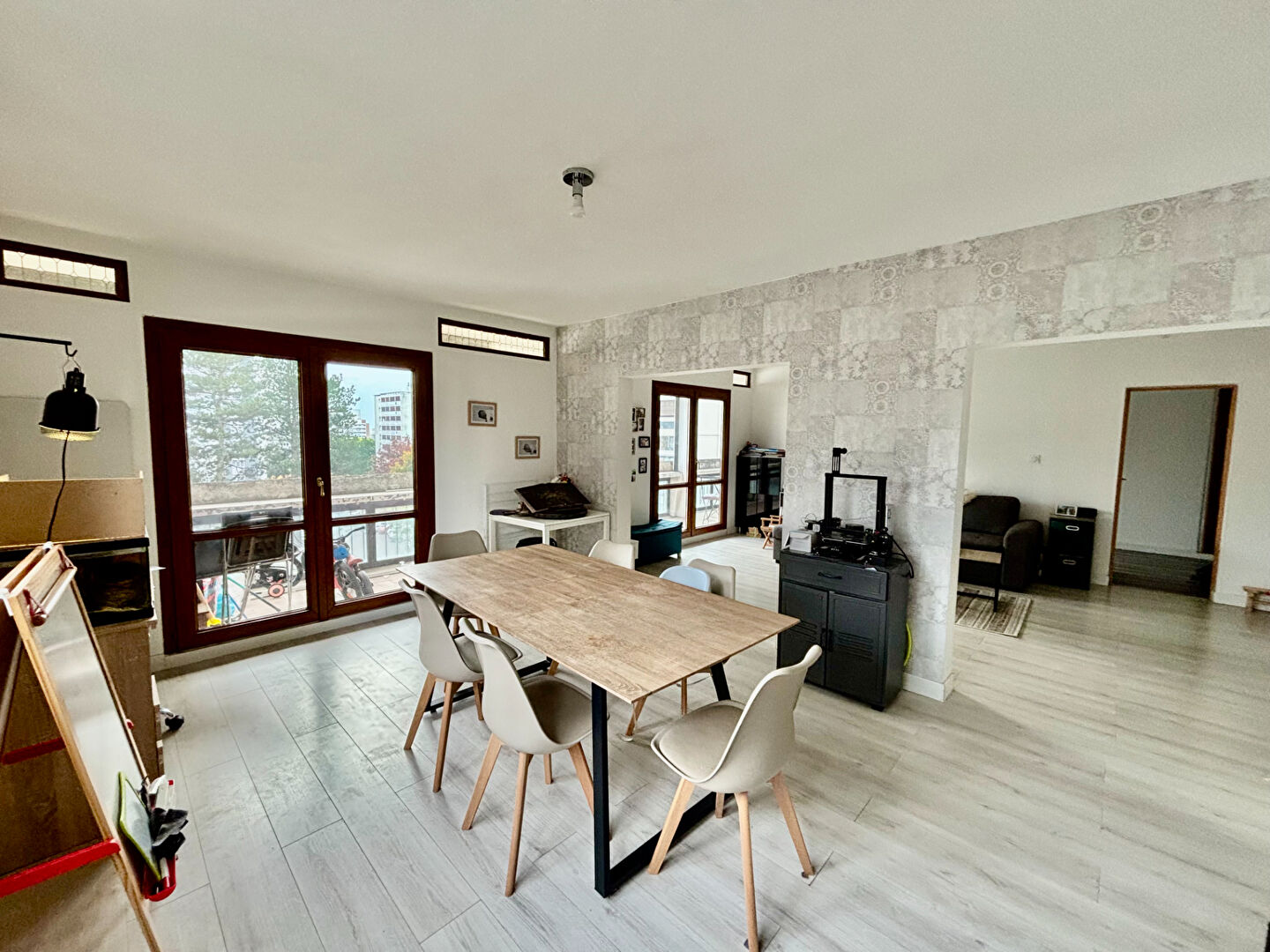 Photo Appartement Rillieux La Pape 5 pièce(s) 108 m2 avec balcon, Sermenaz image 4/6