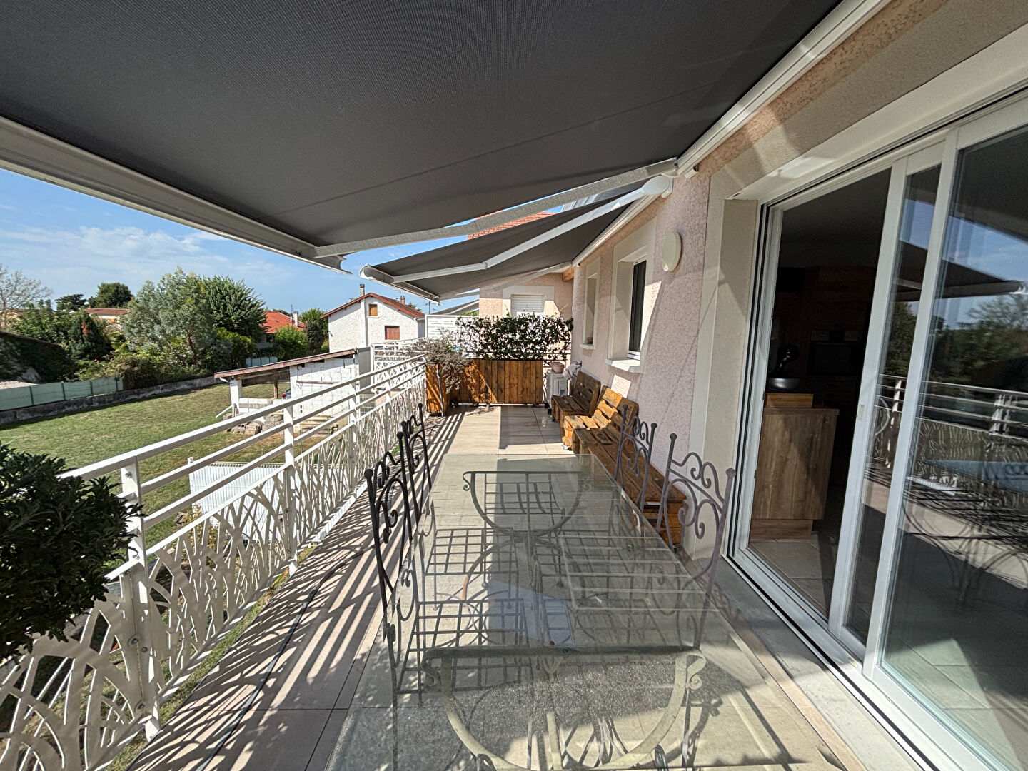 Appartement Saint Maurice De Gourdans 3 pièce(s) 61.02 m2