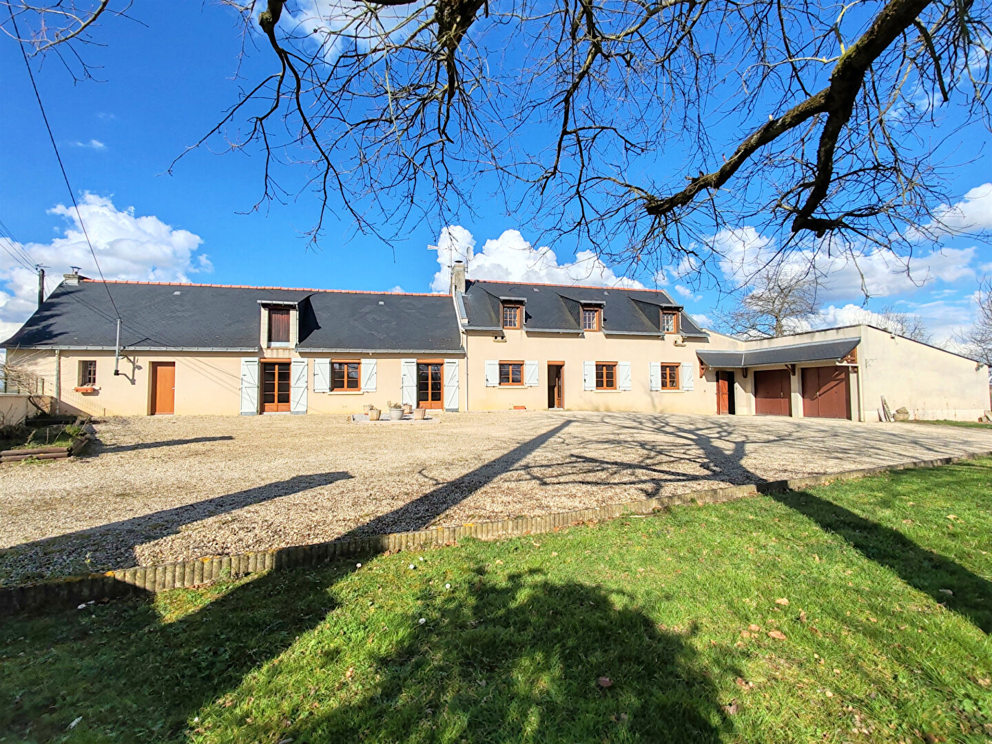 Agence immobilière de ESCP DOUMANDJI-FRABOULET-BAZIN Doue-la-fontaine