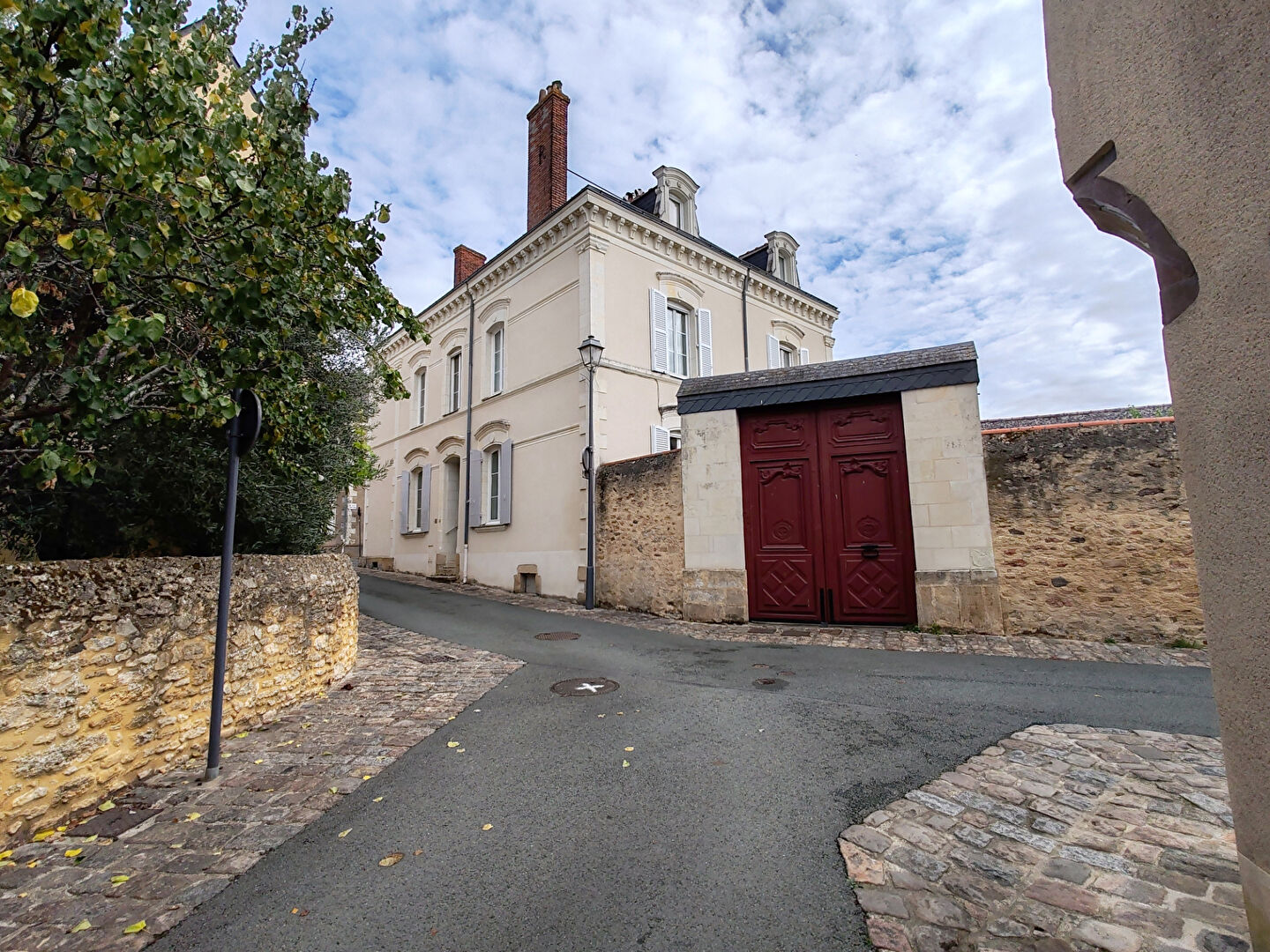 Agence immobilière de ESCP DOUMANDJI-FRABOULET-BAZIN Doue-la-fontaine