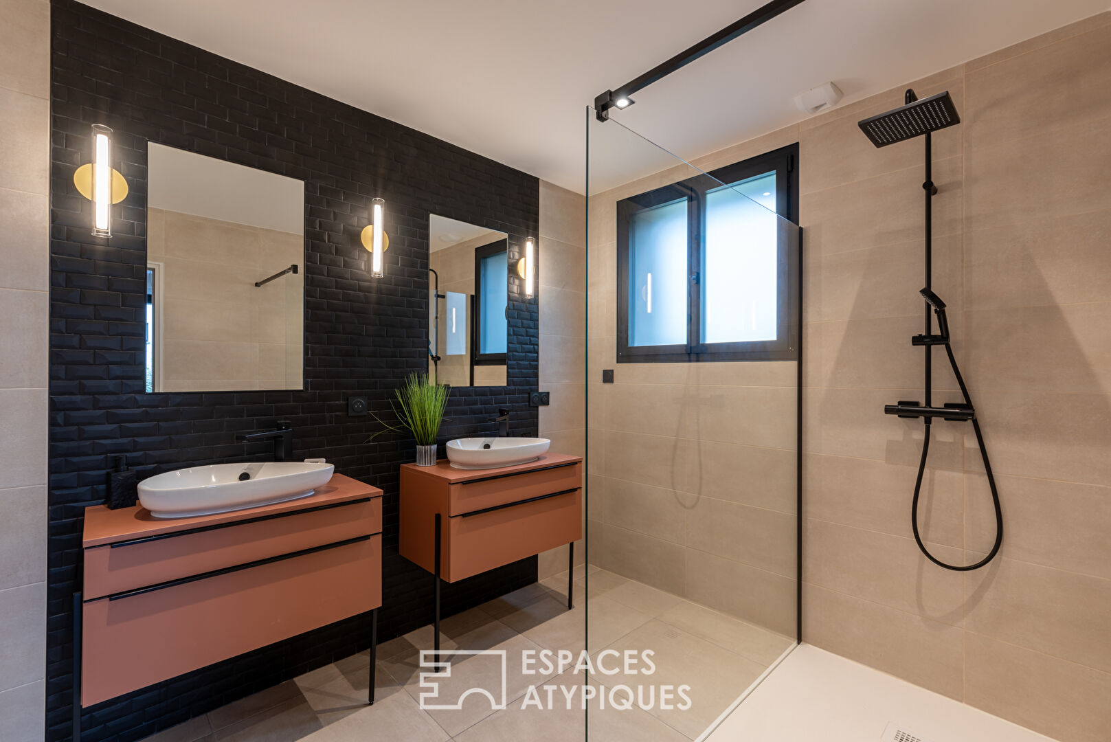 Photo Grande maison à la rénovation aboutie image 5/6