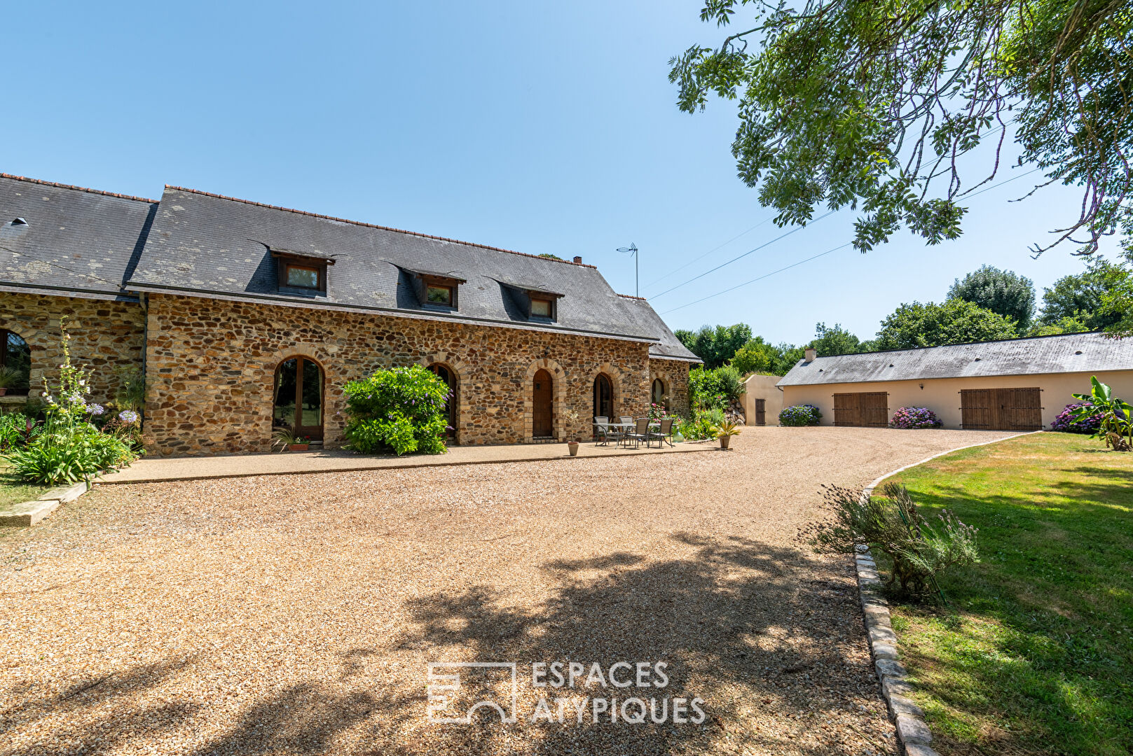 Agence immobilière de ESPACES ATYPIQUES RENNES