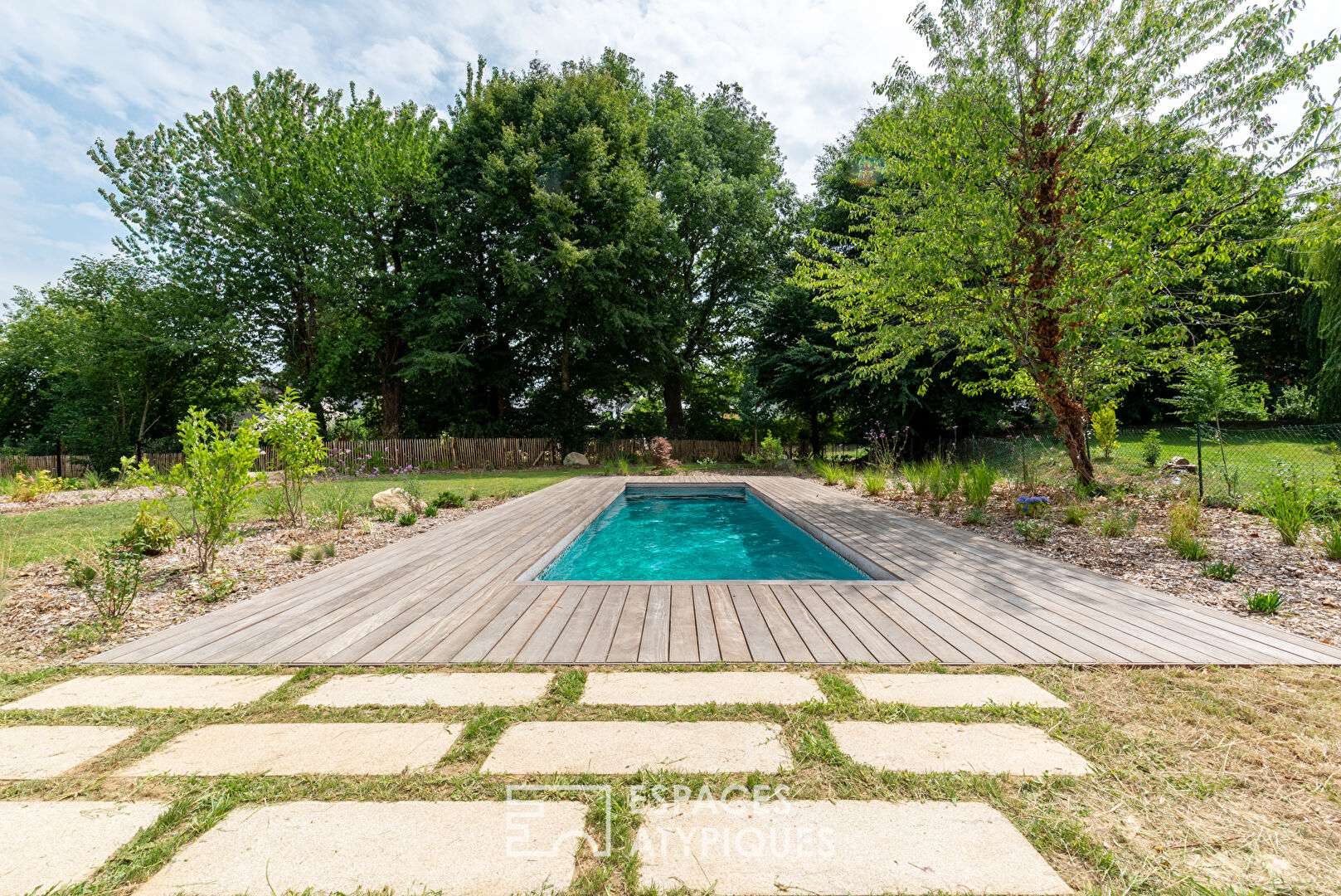 Agence immobilière de ESPACES ATYPIQUES RENNES