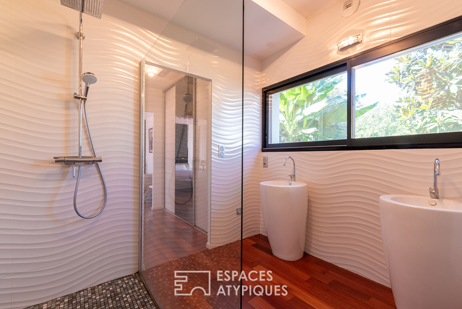 Photo Maison d'architecte avec terrasses et jardin image 5/6