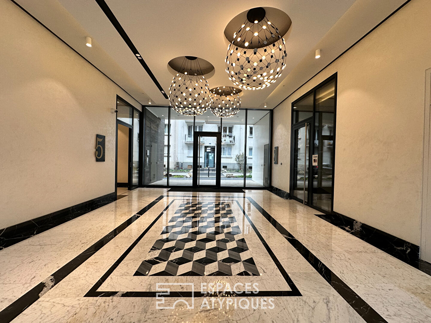 Agence immobilière de ESPACES ATYPIQUES RENNES