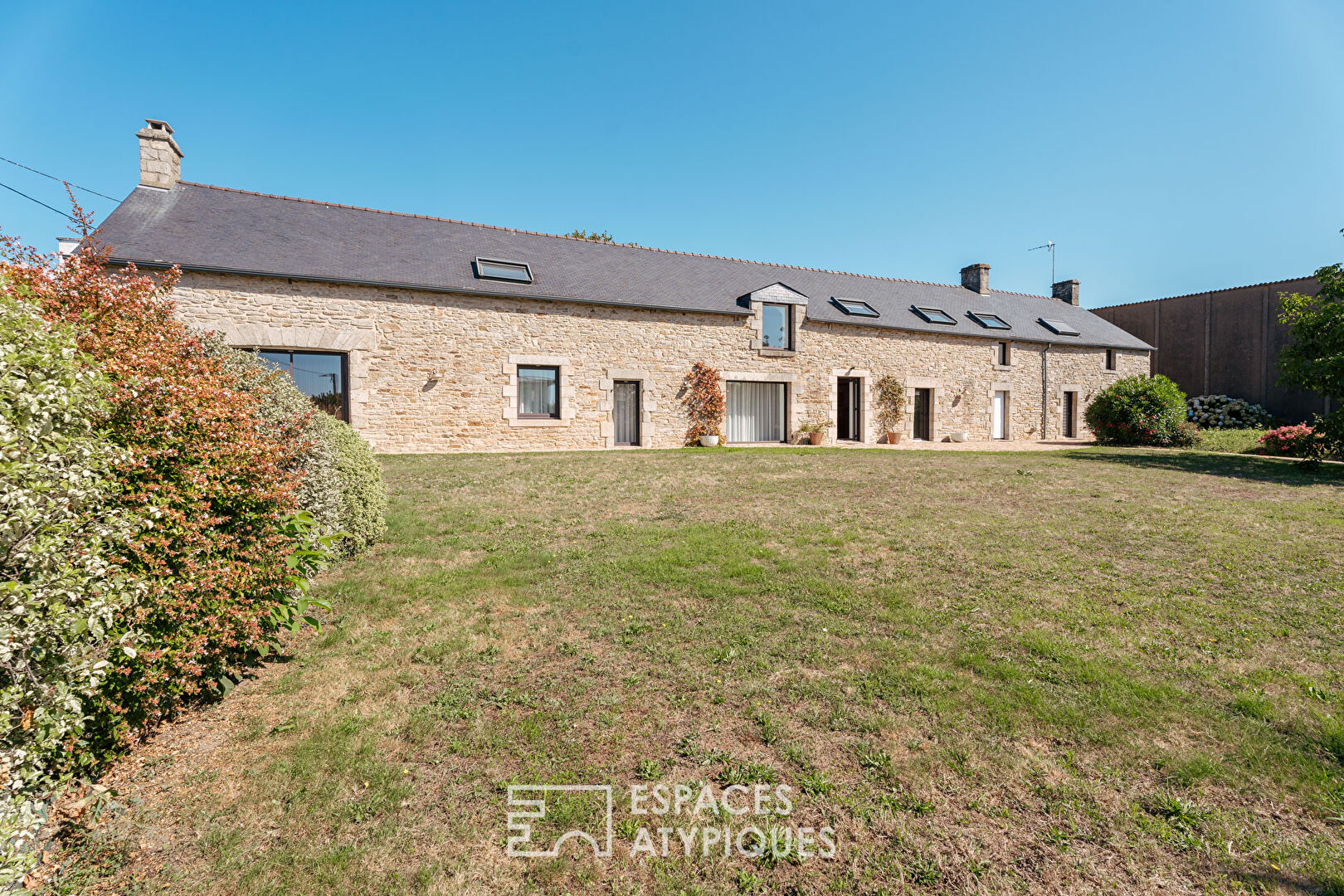 Agence immobilière de ESPACES ATYPIQUES Morbihan