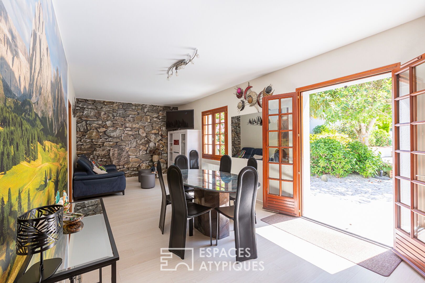 Photo Maison familiale au coeur d'un parc arboré avec plan d'eau à Étables-sur-Mer image 6/6