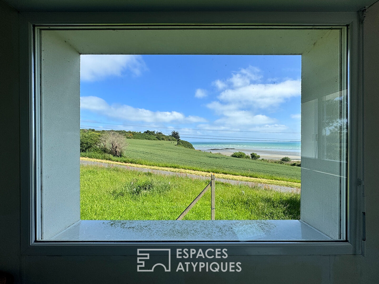 Agence immobilière de ESPACES ATYPIQUES Côtes-d'Armor