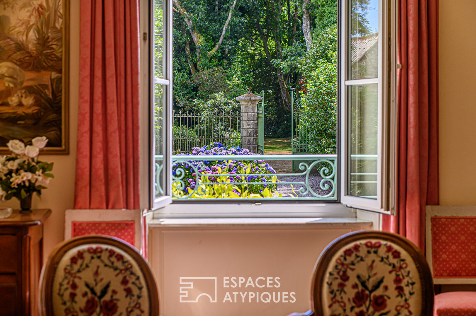 Photo Manoir du XIXème siècle au coeur d'un parc paysager. image 2/6