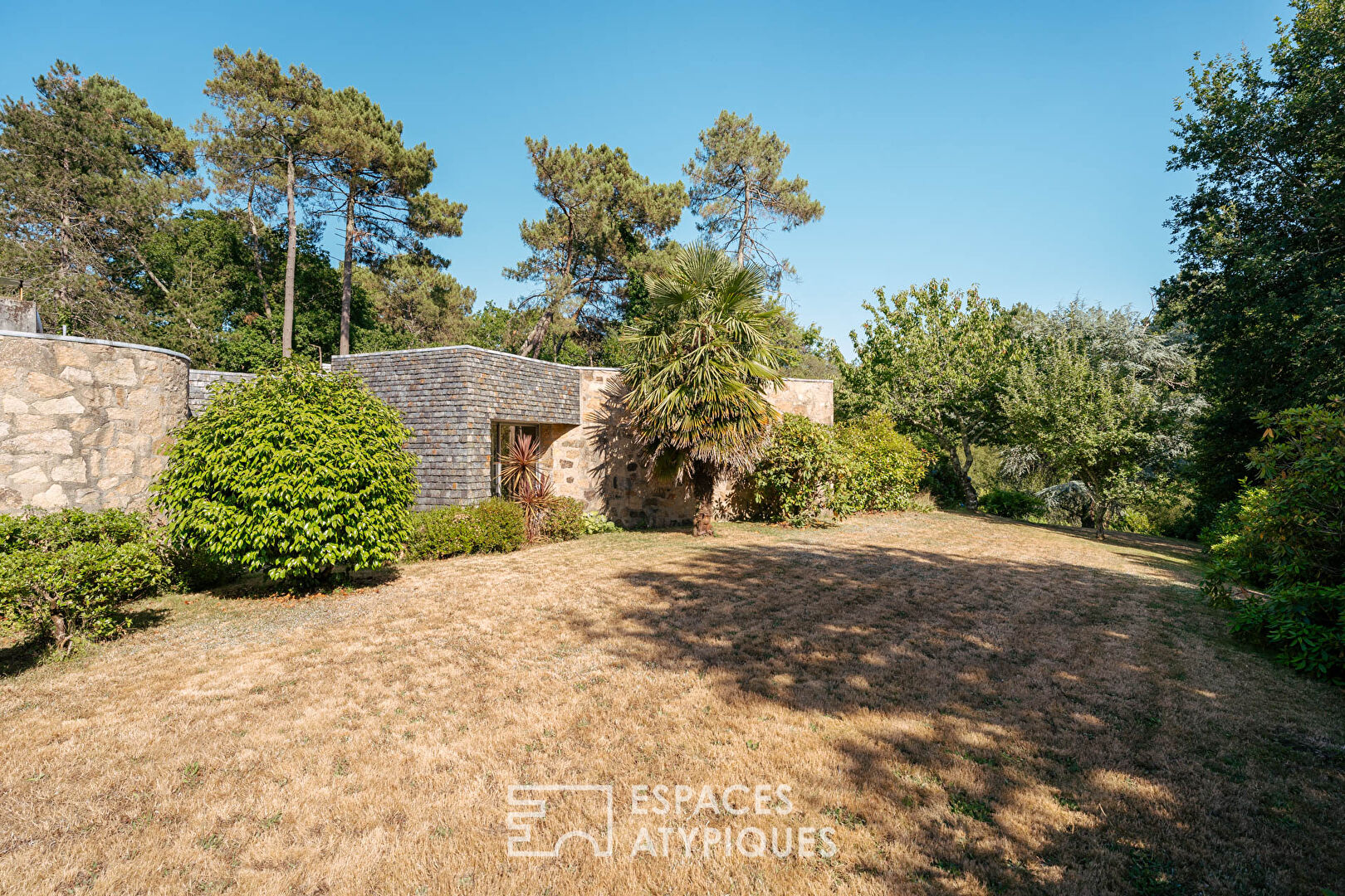 Agence immobilière de ESPACES ATYPIQUES Morbihan