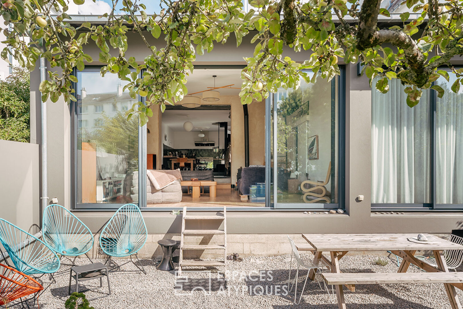 Maison de charme rénovée avec jardin à proximité du centre de Vannes