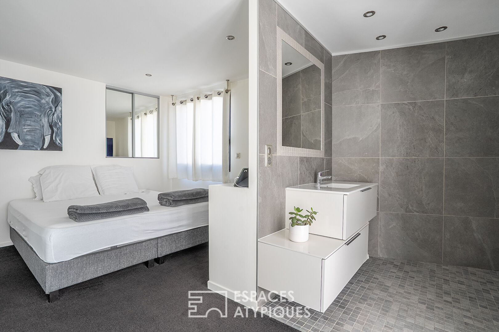 Photo Longère rénovée et son extension contemporaine à deux pas du haras image 5/6