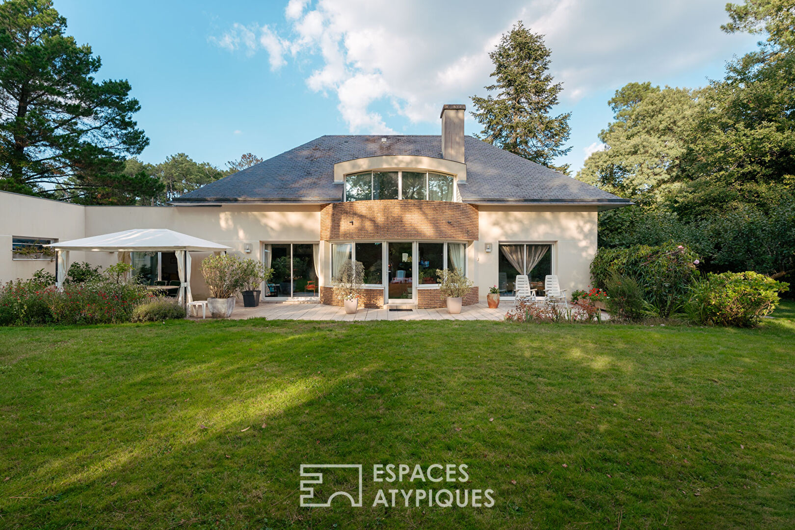 Agence immobilière de ESPACES ATYPIQUES Morbihan