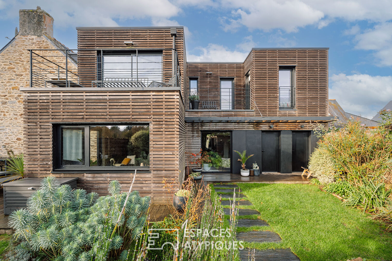 Agence immobilière de ESPACES ATYPIQUES Morbihan