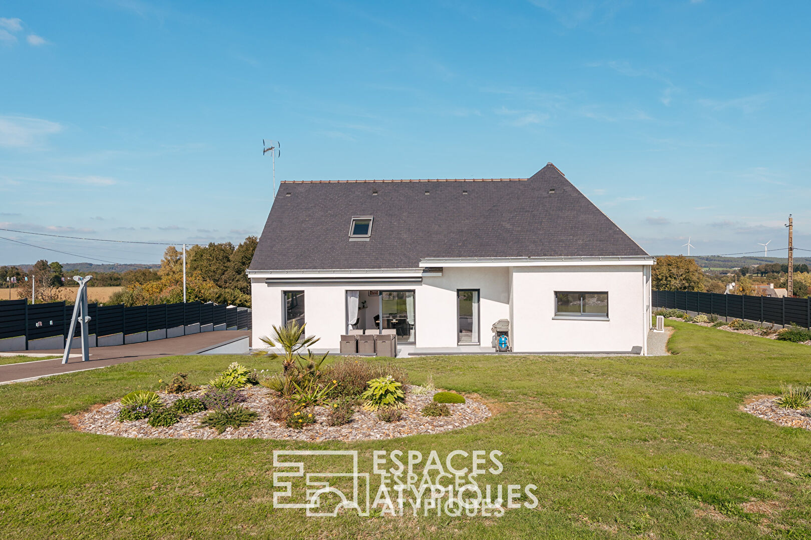 Agence immobilière de ESPACES ATYPIQUES Morbihan