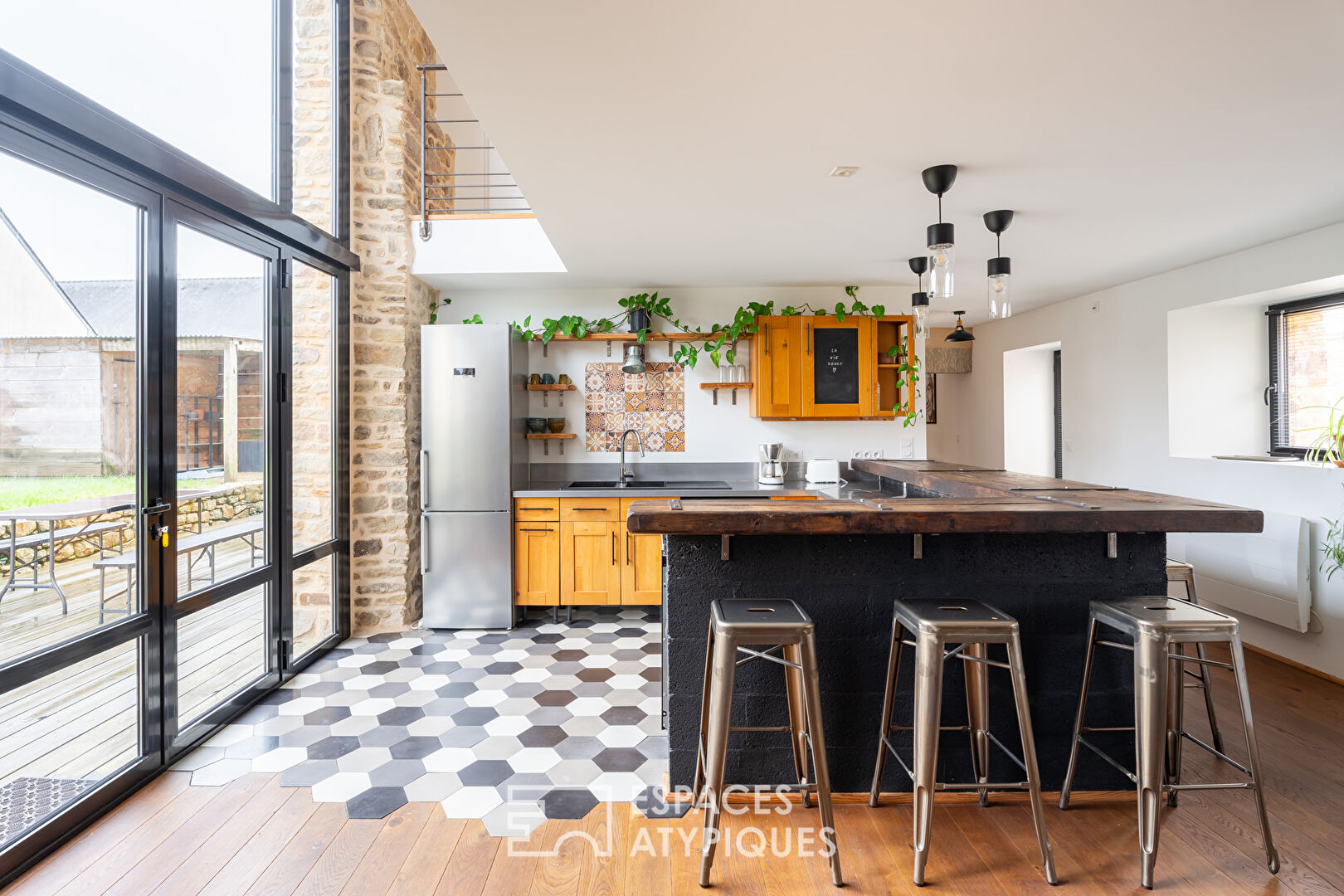 Agence immobilière de ESPACES ATYPIQUES Morbihan