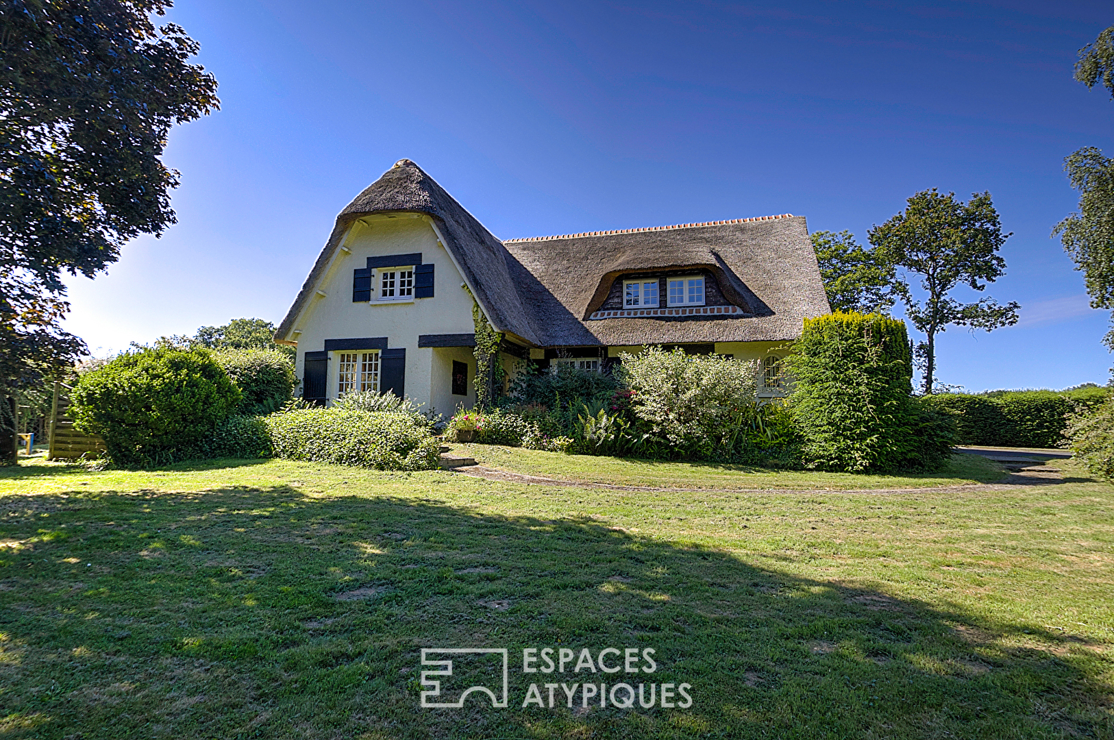 Agence immobilière de ESPACES ATYPIQUES Côtes-d'Armor