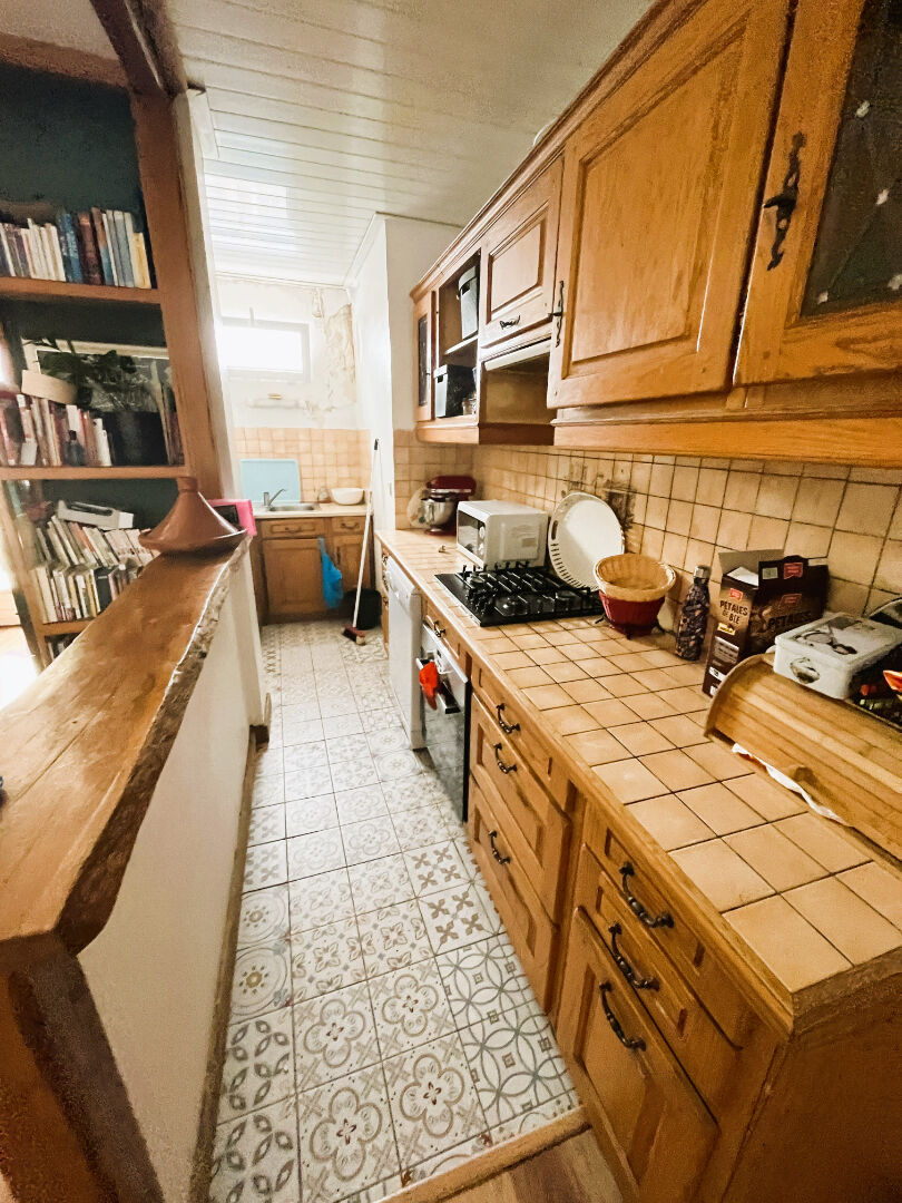 Photo Appartement de 3 pièces à quelques minutes du centre -ville / gare image 2/4