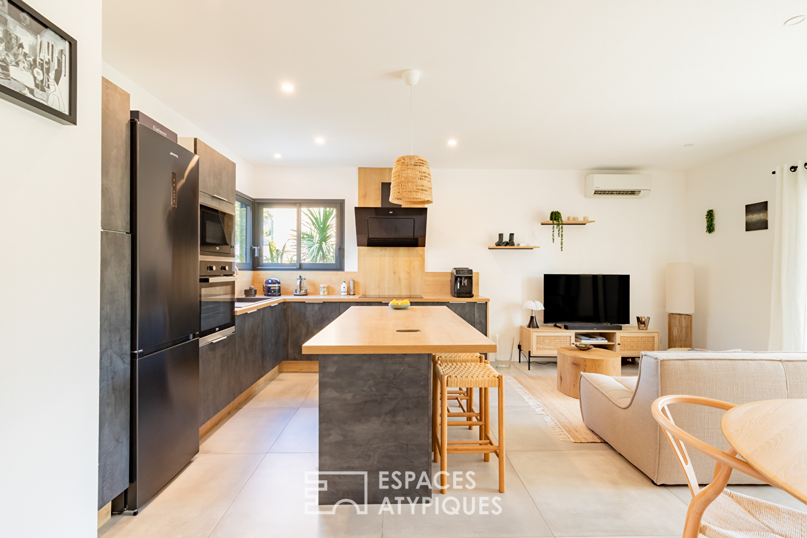 Élégante villa contemporaine au design épuré