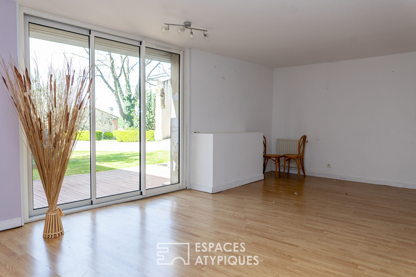 Photo Bâtisse en pierres proche de Valence image 3/6