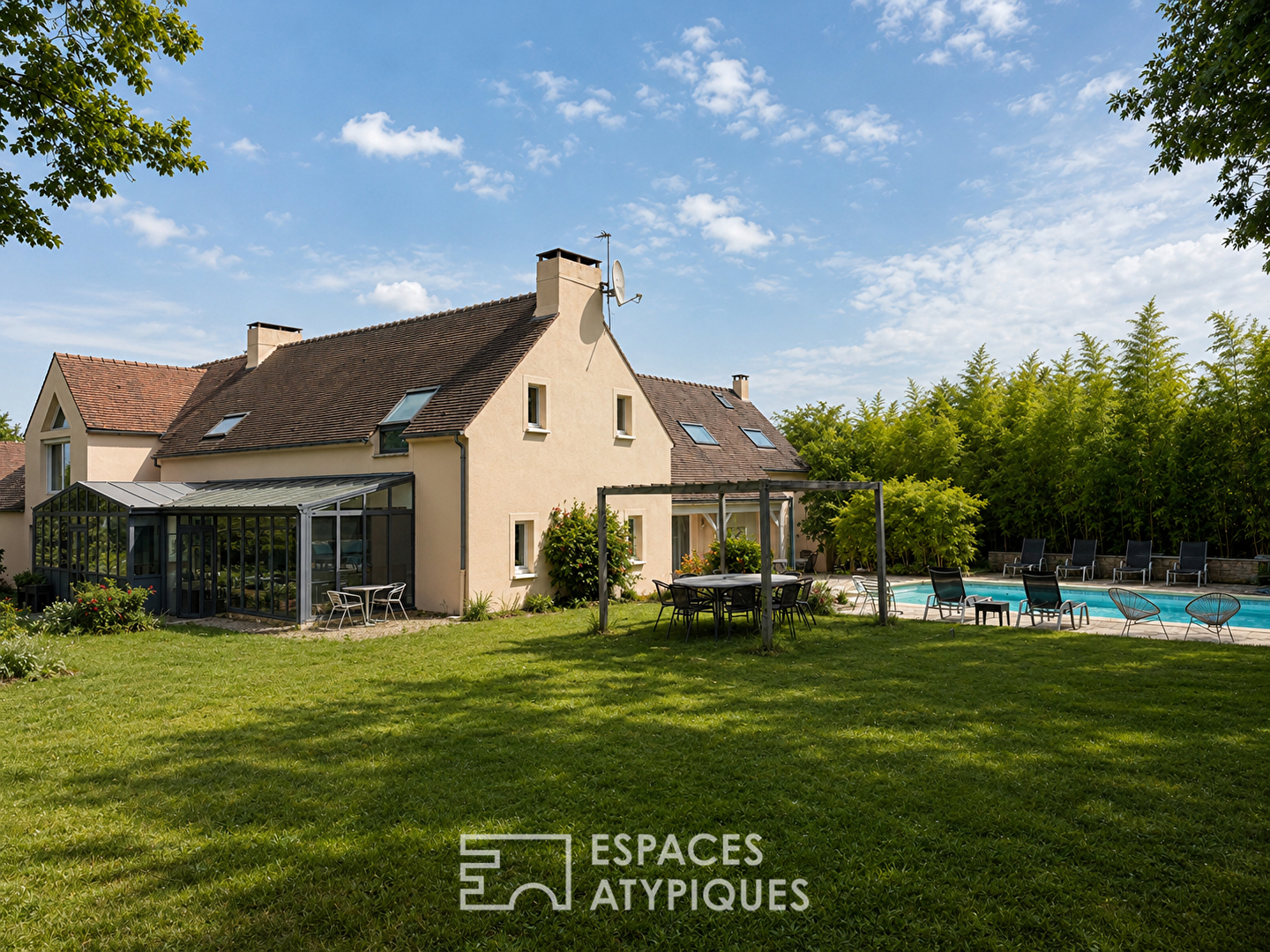 Maison de caractère en lisière de forêt avec maison indépendante et potentiel locatif