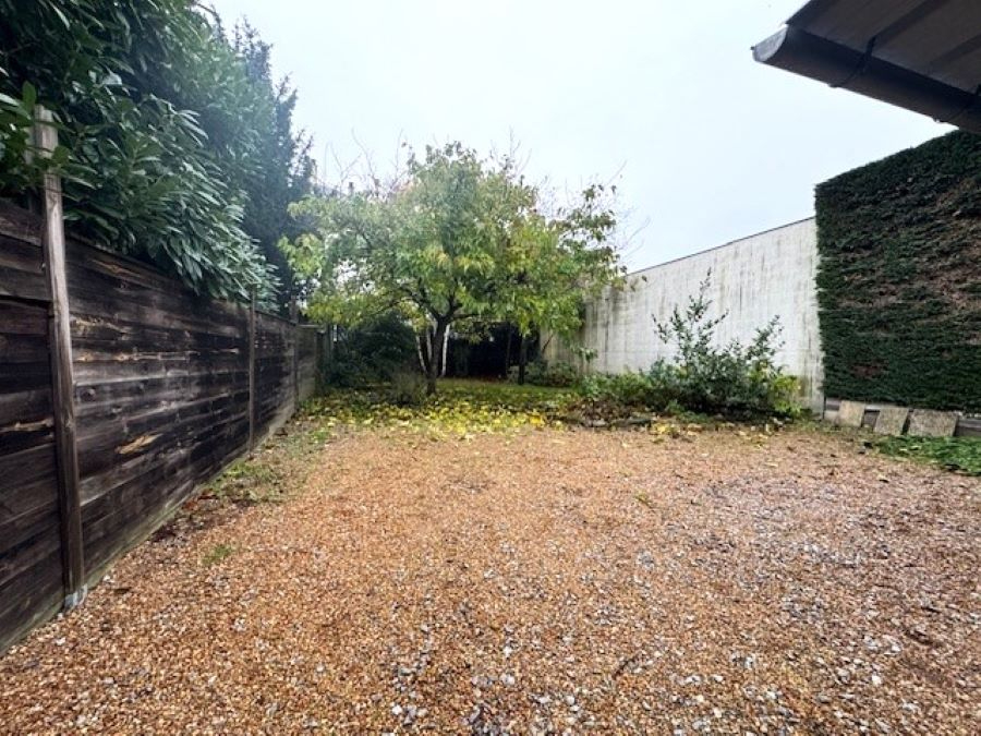 Photo IMMEUBLE COMPRENANT LOCAL COMMERCIAL ET APPARTEMENT image 2/6