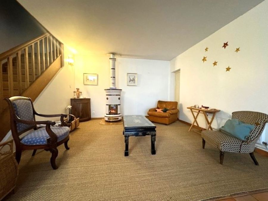 Photo IMMEUBLE COMPRENANT LOCAL COMMERCIAL ET APPARTEMENT image 4/6