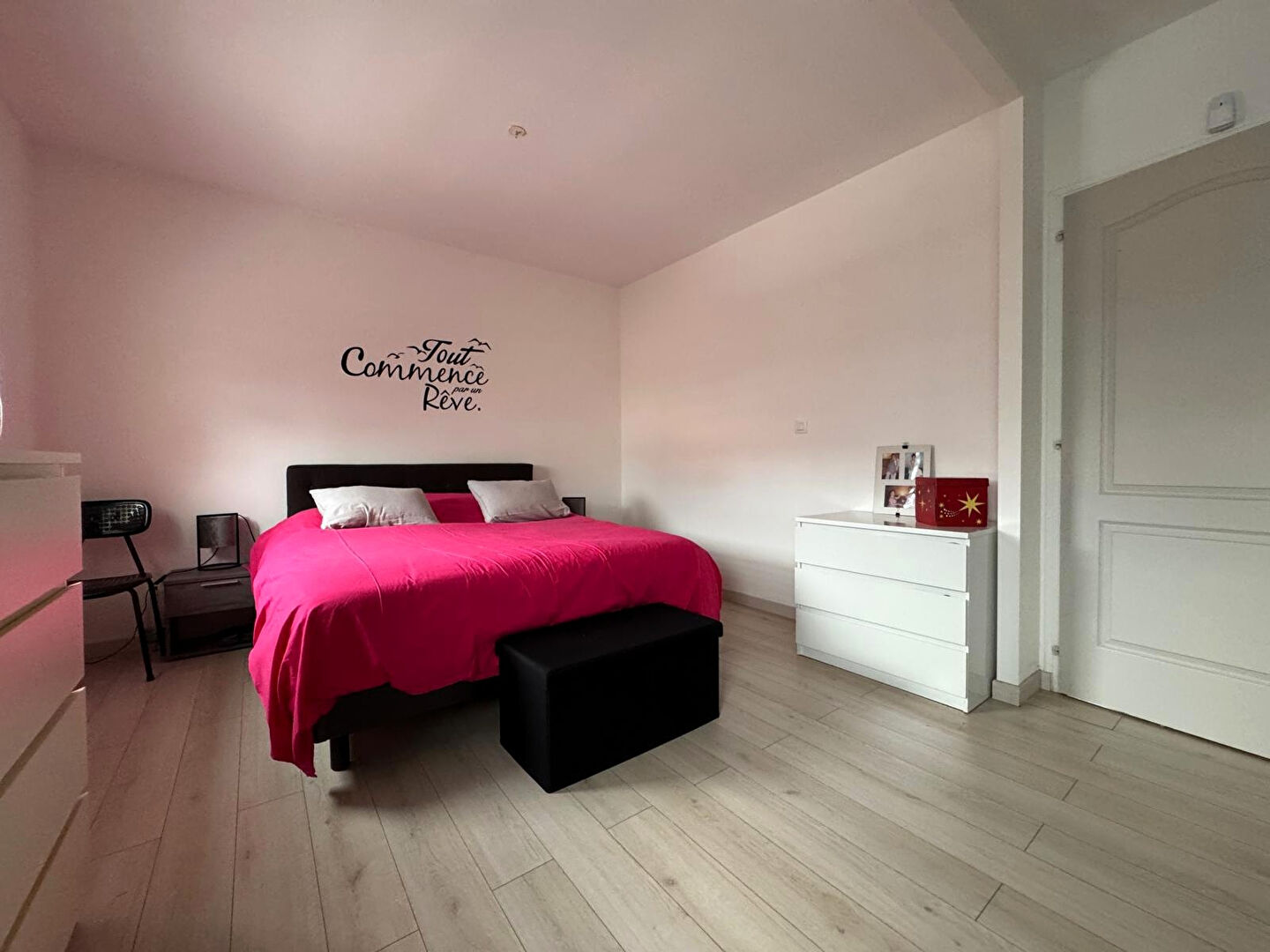 Photo Maison contemporaine 140 m² avec jardin de 1000 m²  à Doué-en-Anjou image 4/6