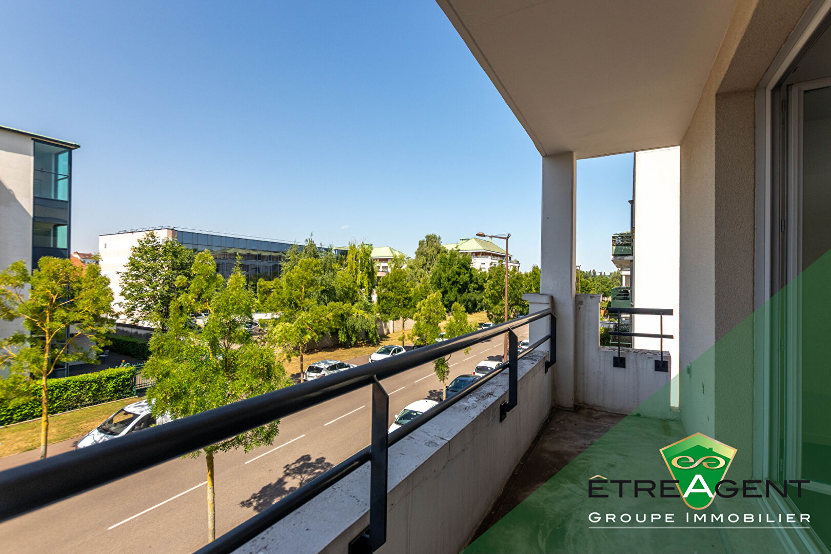 Photo Appartement 3 pièces 67m² + balcon + parking image 3/6